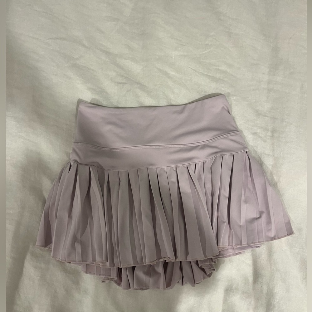 Gold Hinge Light Blush Athletic Skirt